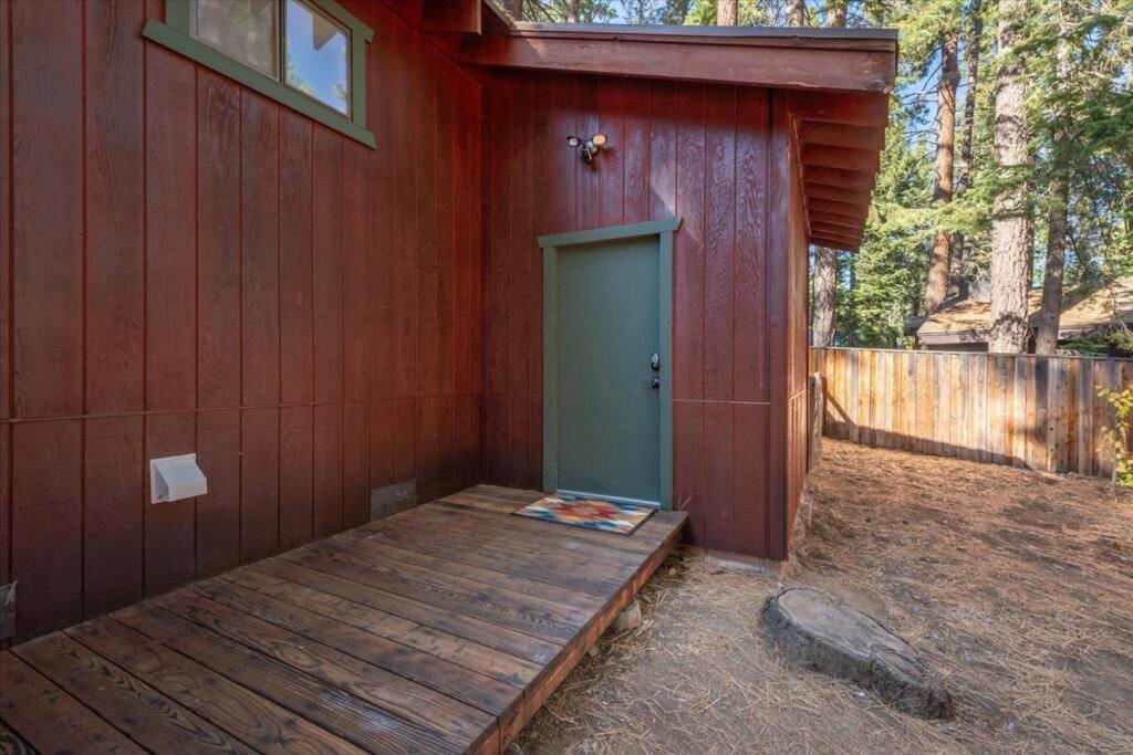 Cozy Pet-Friendly Cabin W Fenced-In Yard Close To Slopes Beach Town Carnelian Bay Kültér fotó